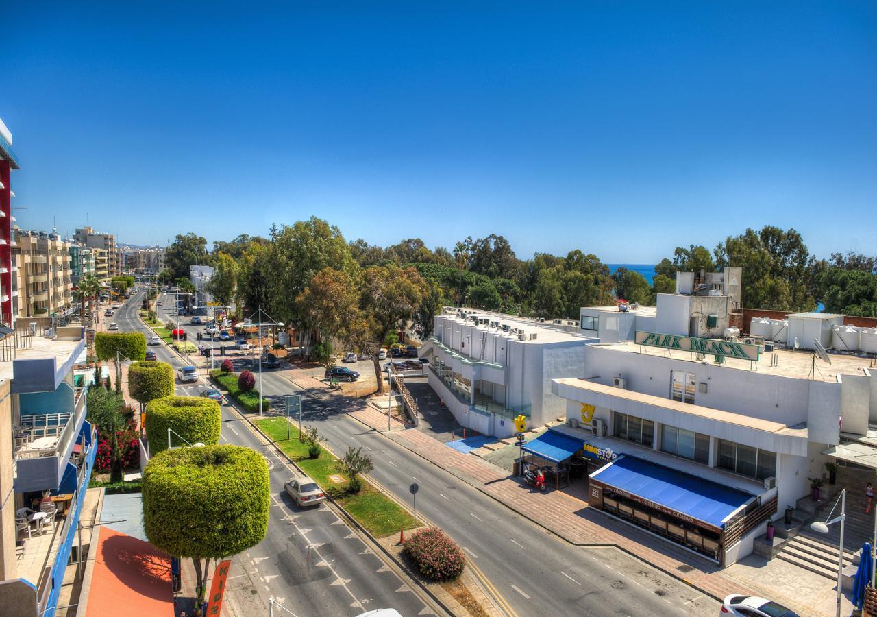 Pebble Beach Holiday Apartments Limassol Exterior foto